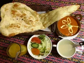 インド料理　ファミリ－ナンハウスランチ